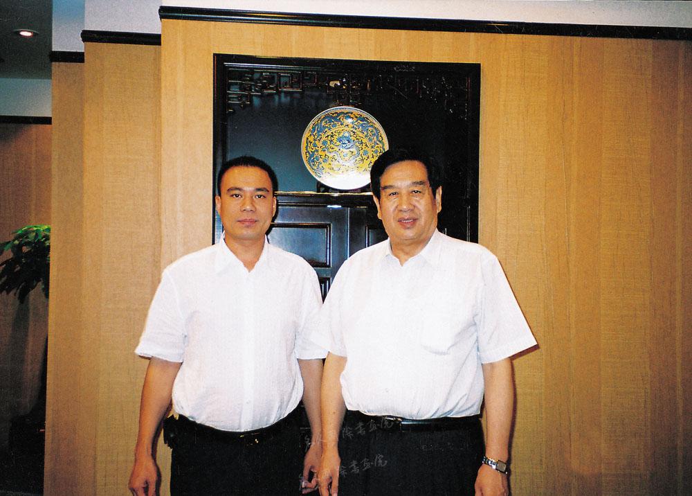 2004年全国政协副主席李蒙在北京接见陈博洲